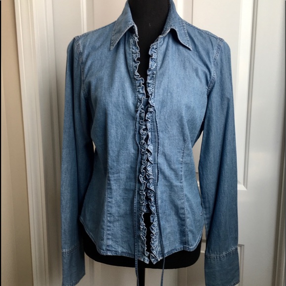 Tommy Hilfiger Tops - NWOT VINTAGE Tommy Hilfiger denim shirt.